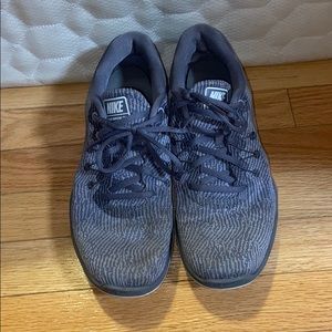 Nike Flex Supreme TR 6